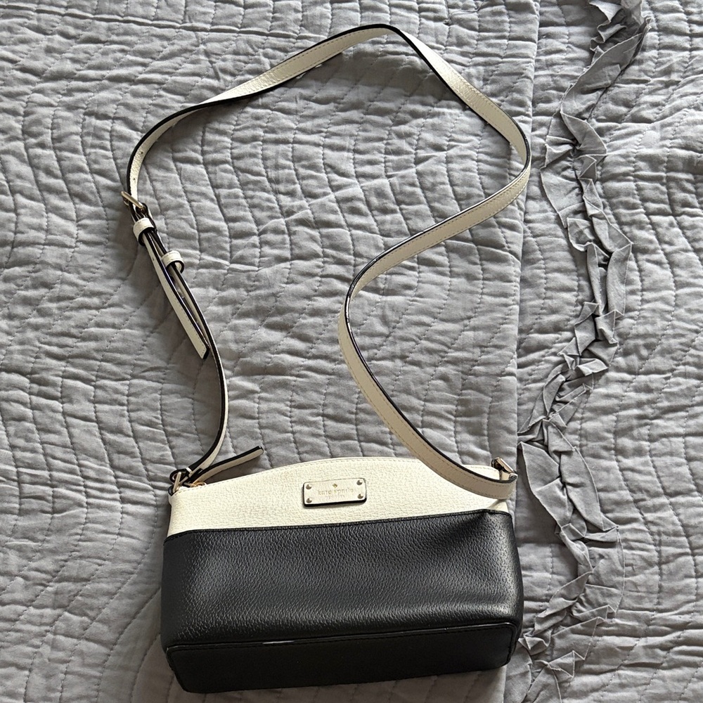 Kate Spade Black and Cream Crossbody Bag